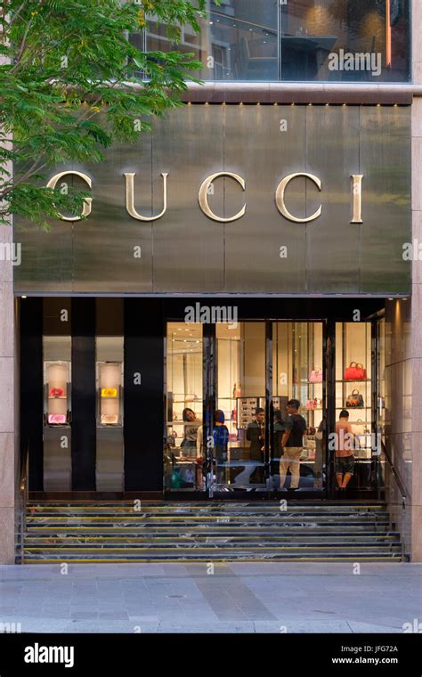 gucci ho chi minh